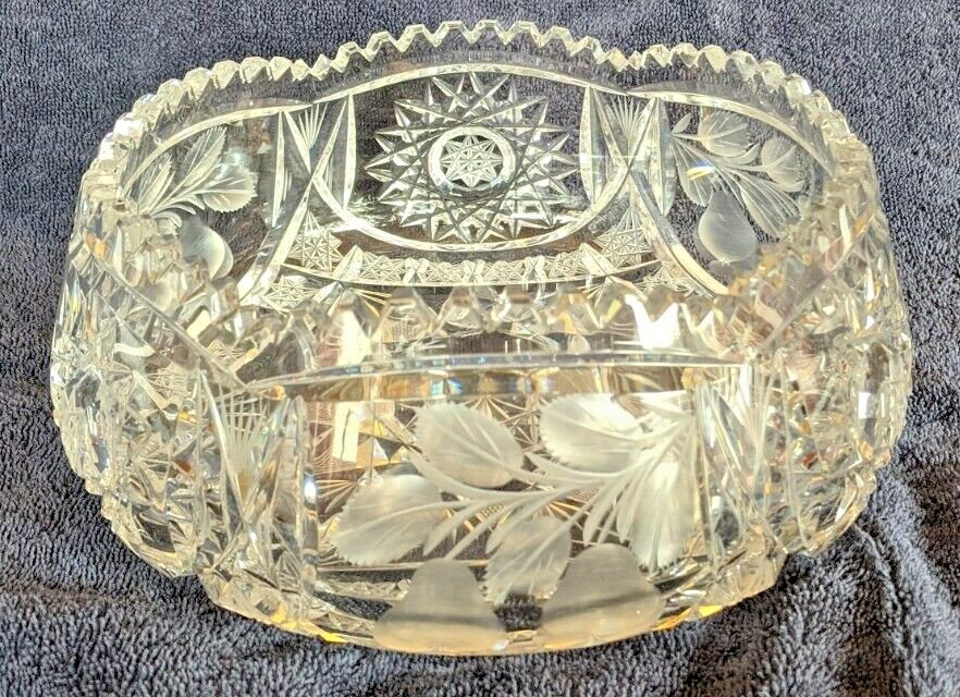 Clear Crystal Bowl. Etched Leaf Pattern