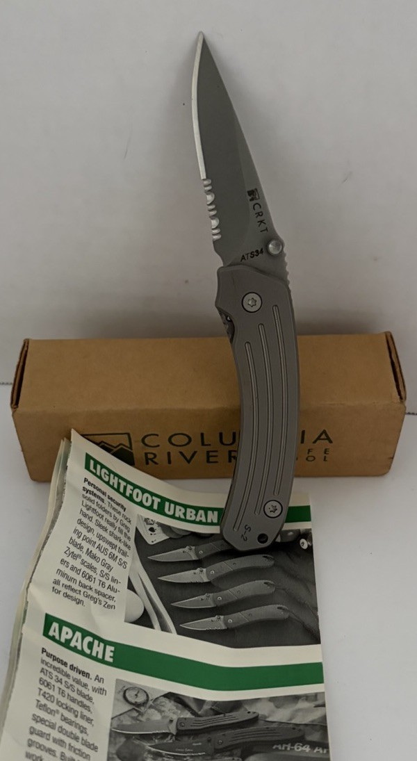Rare discontinued CRKT Vintage NOS Model 7511 S-2 SMALL folding Knife