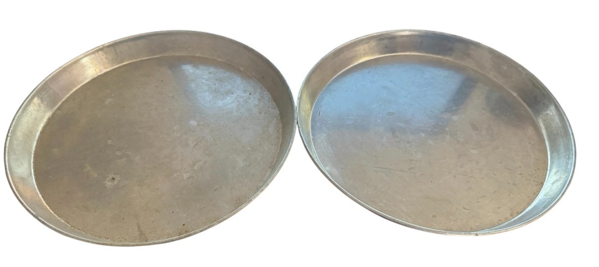 Set Of 2 Vintage 8\