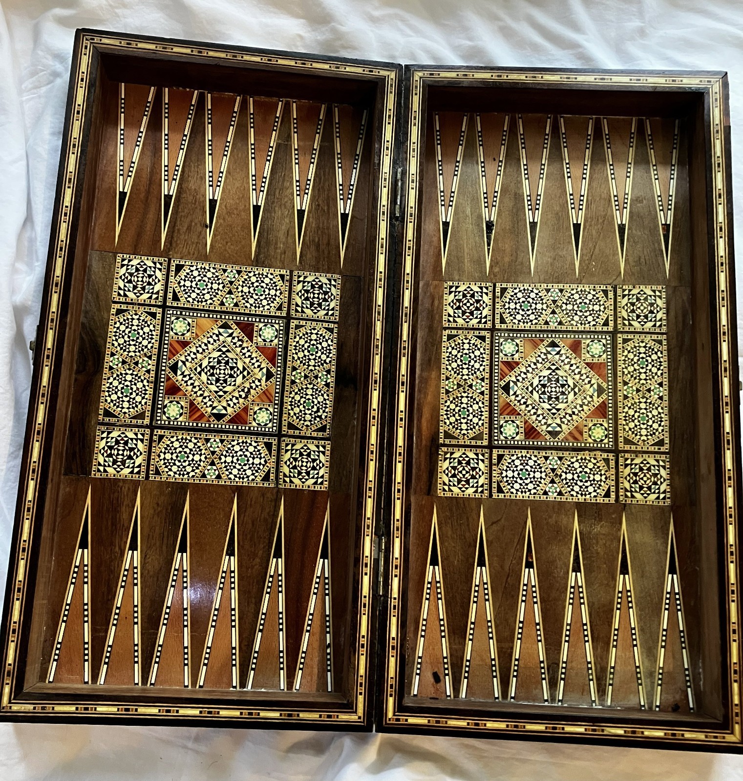 Vintage Detailed Inlaid Wood Marquetry Backgammon Chess Folding Game Board 20x20