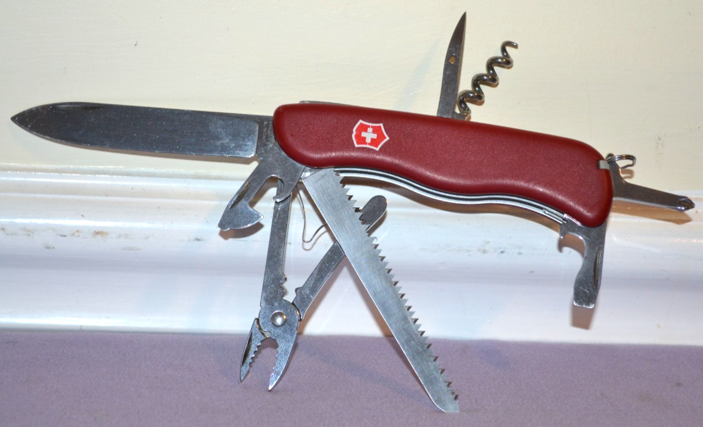 OEM Victorinox Swiss Army Atlas 111mm Red Multi-Tool Folding Pocket Knife--Great