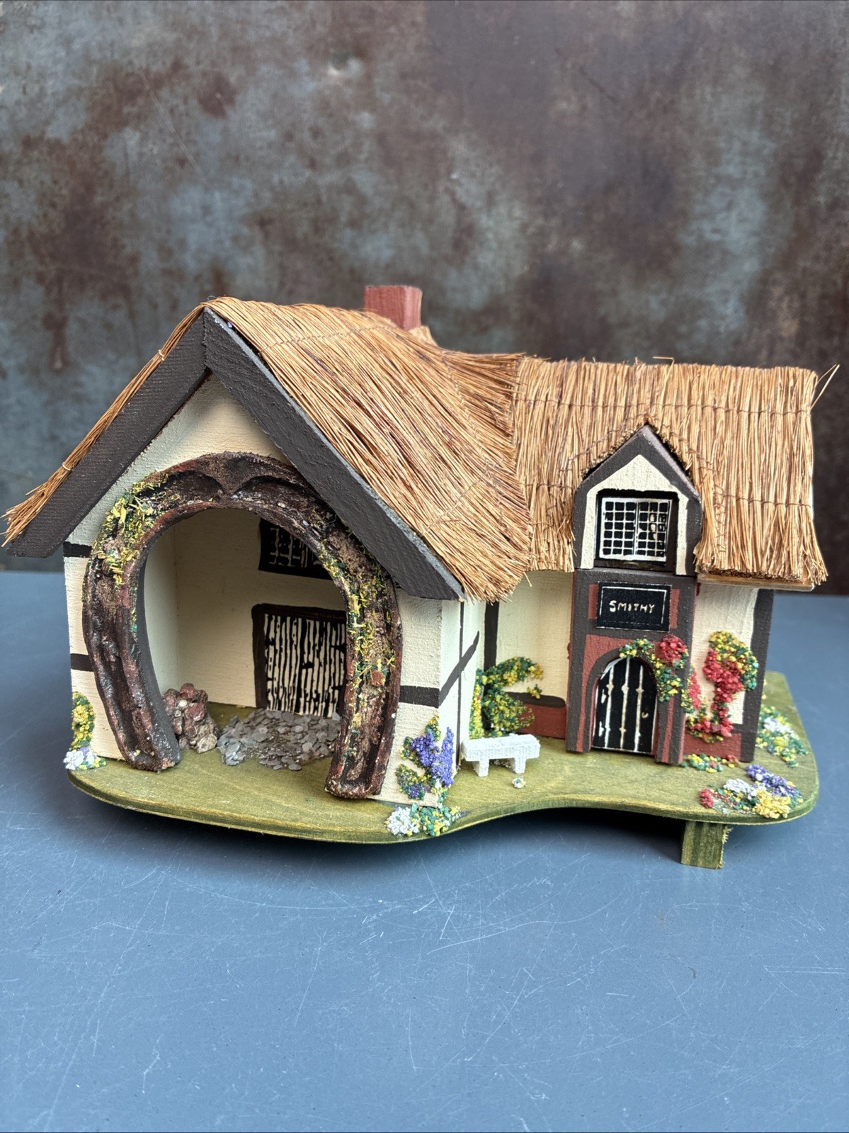 Pauline Ralph Vintage Thatched Roof Music Box Made in England