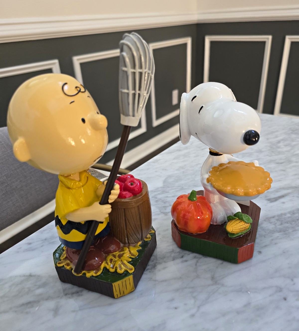 Peanuts Snoopy & Charlie Brown Thanksgiving Figurines Set w/ Pie & Pitchfork
