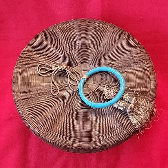 Woven Wicker Sewing Basket Antique/Vintage Brown Round 