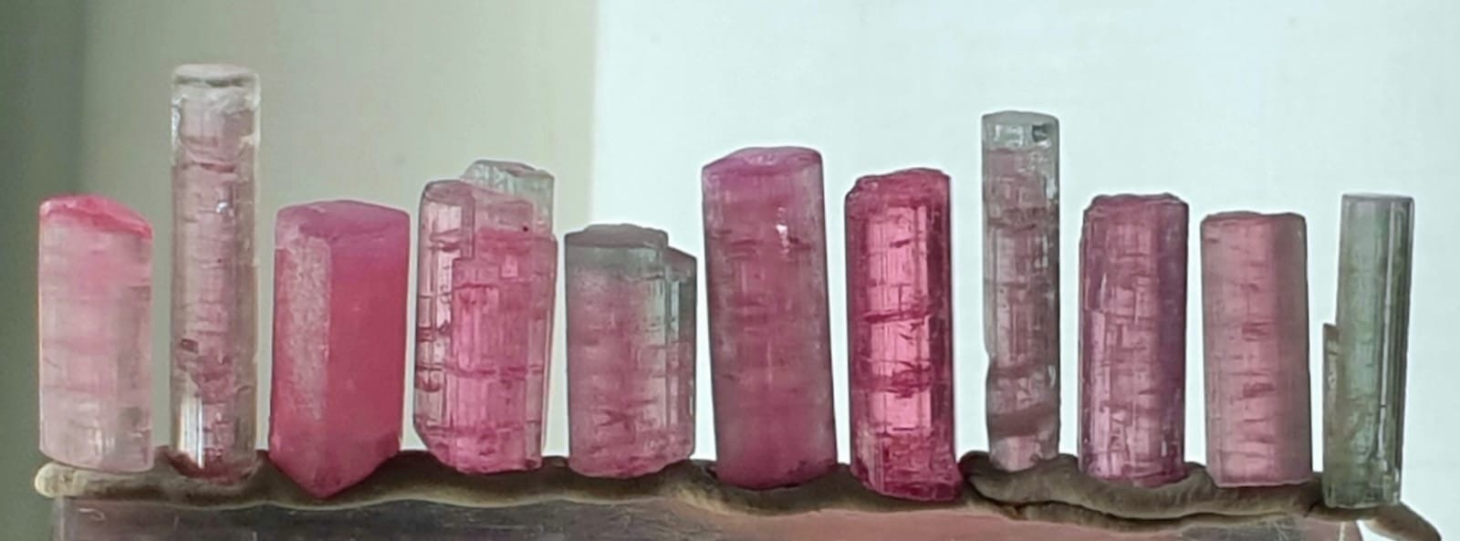 Saturated Naturel Top Quality Tourmaline Crystal From Afg Saturated Naturel Top Quality Tourmaline Crystal From Afg