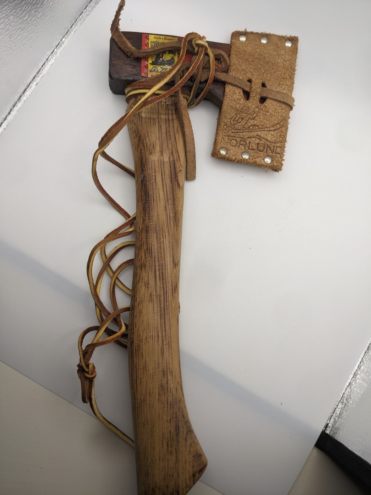 Vintage GENUINE NORLUND Hudson Bay Tomahawk Axe Hatchet • Excellent condition Vintage GENUINE NORLUND Hudson Bay Tomahawk Axe Hatchet • Excellent condition