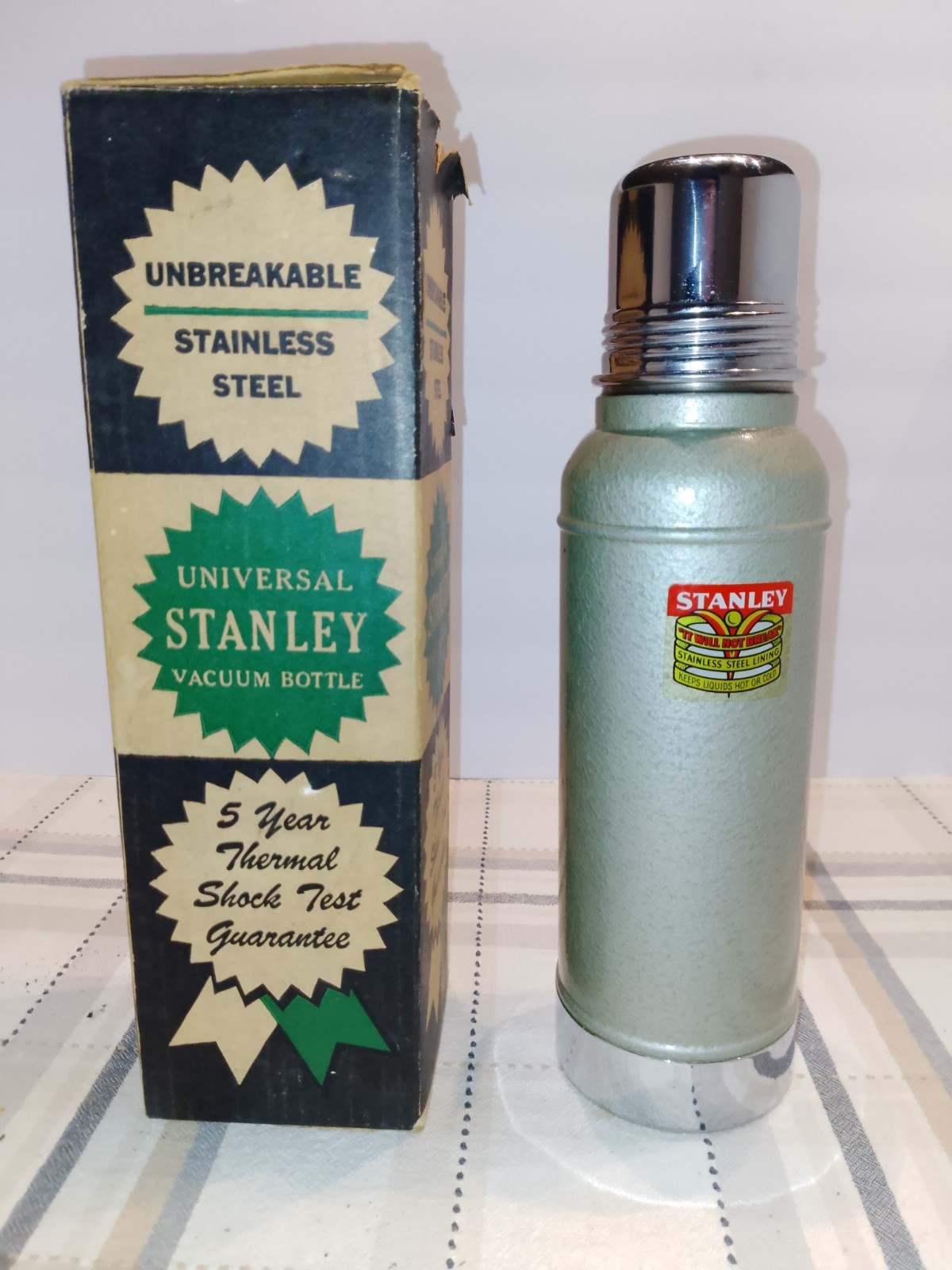 Vintage 1959 Stanley Universal Vacuum Bottle Thermos w/ Original Box – NOS