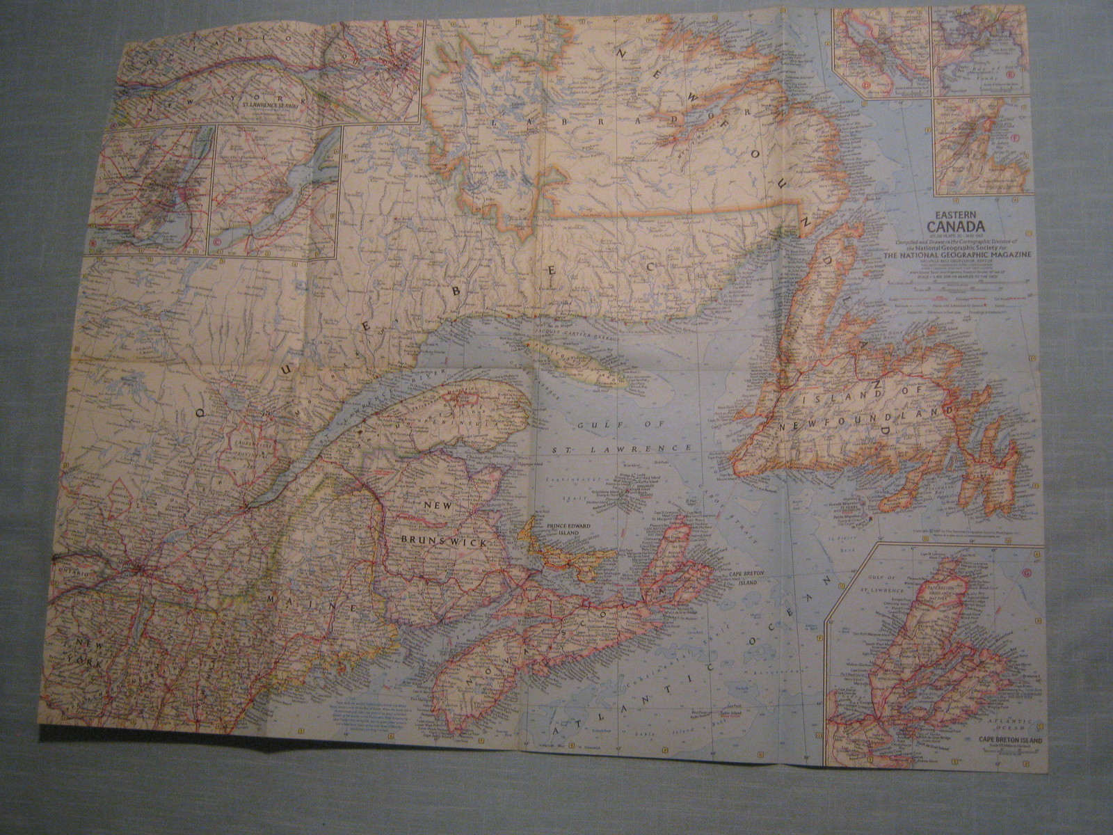 VINTAGE EASTERN CANADA WALL MAP National Geographic May 1967 