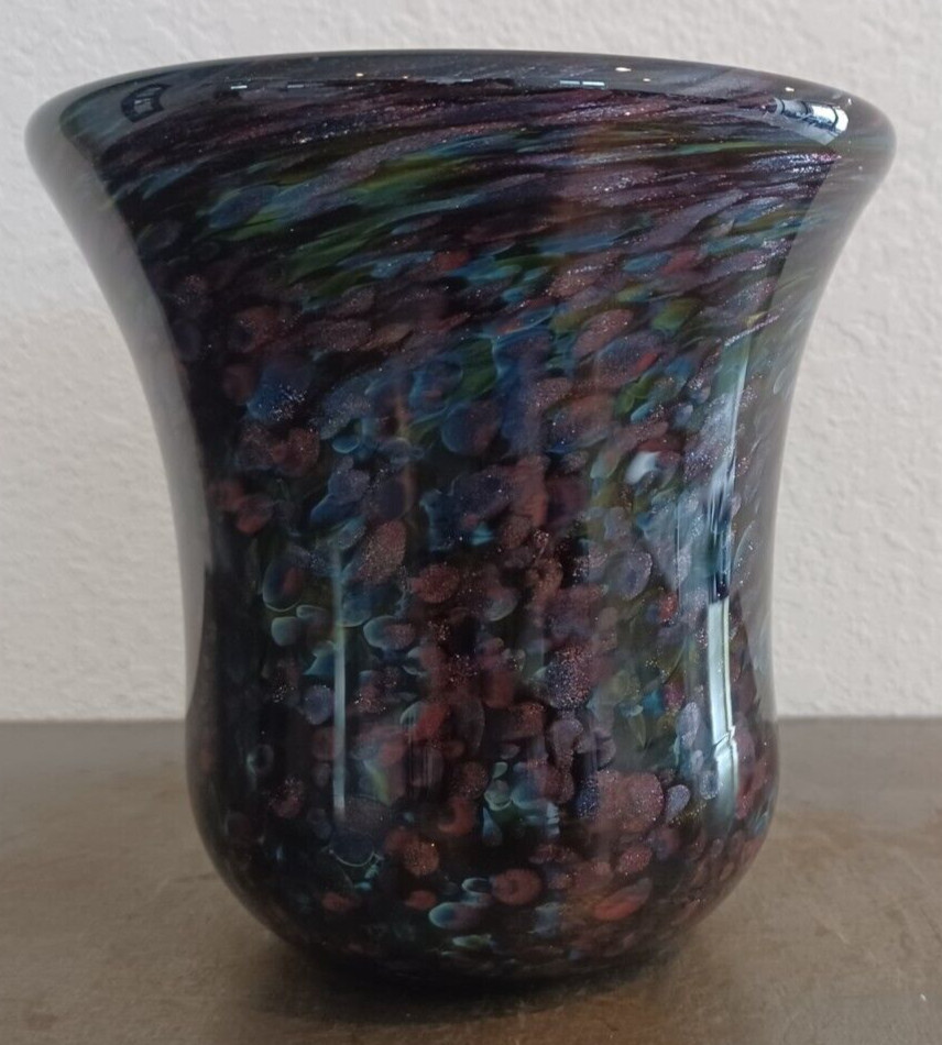 Hand Blown Glass Vase Signed And Numbered 5.5\