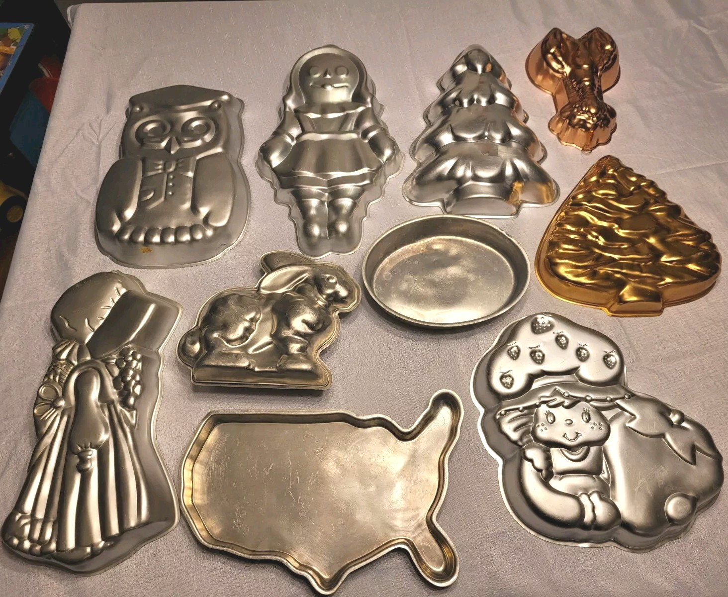 10 Vintage Wilton Cake Pans 70's 80's Strawberry Shortcake Raggedy Ann Owl Bunny