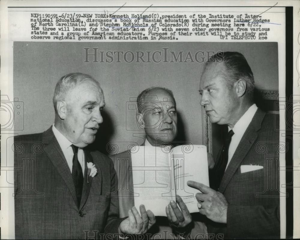 1959 Press Photo Kenneth Holland Meets w/ Luther Hodges, Stephen McNichols, NY 1959 Press Photo Kenneth Holland Meets w/ Luther Hodges, Stephen McNichols, NY