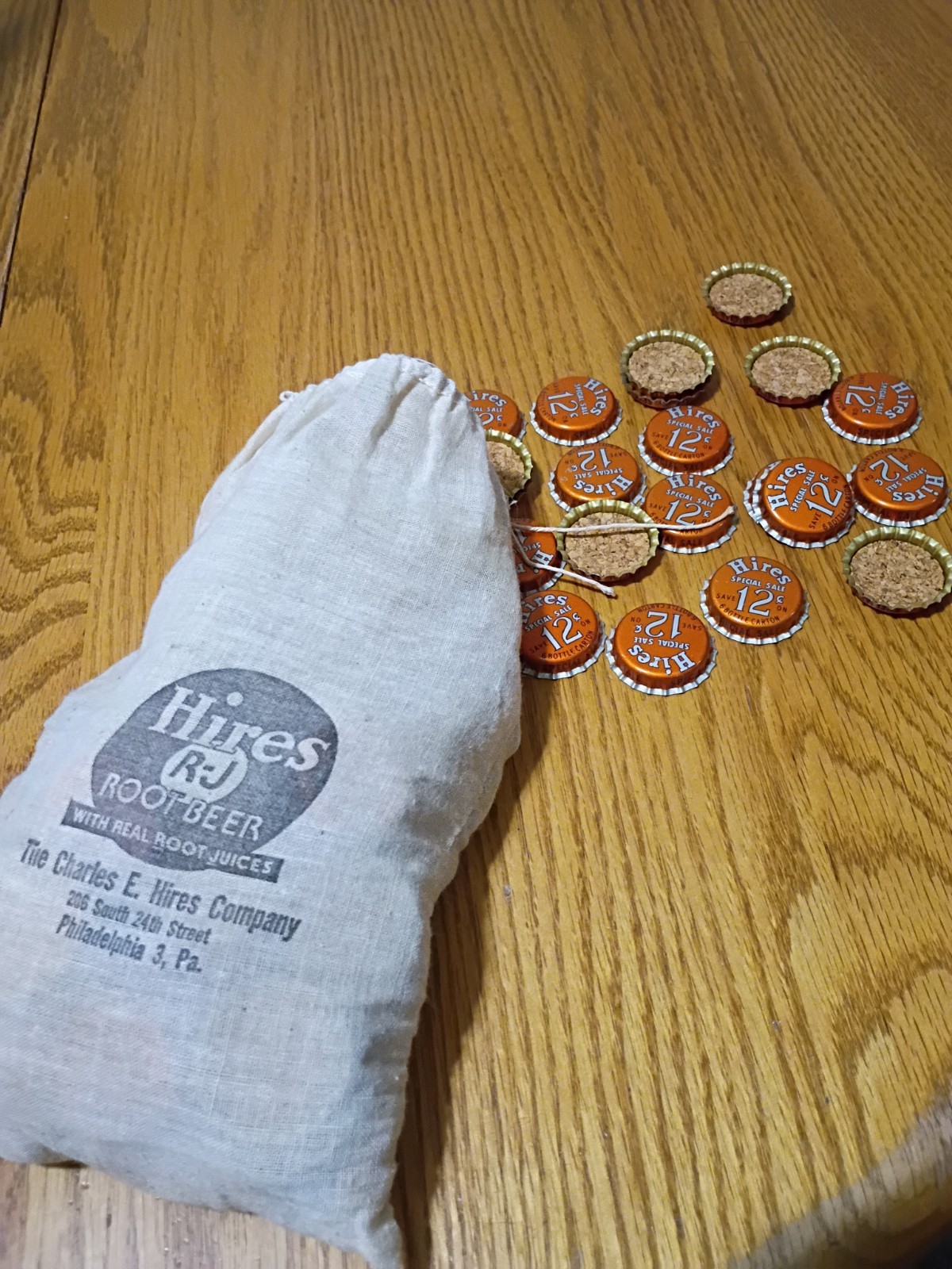 Vtg 1950's Hires Root Beer Advertising Bag & Lots of Cork-Lined Bottle Caps