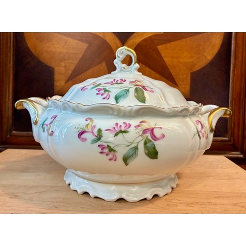 Edelstein Bavaria Covered Vegetable Bowl 11” Maria Theresia Honeysuckle
