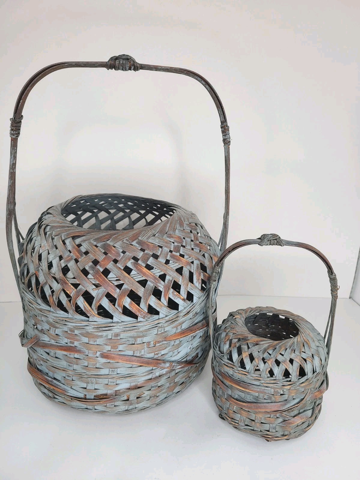 Vintage set of 2 Chinese bamboo Hand woven Basket with handle