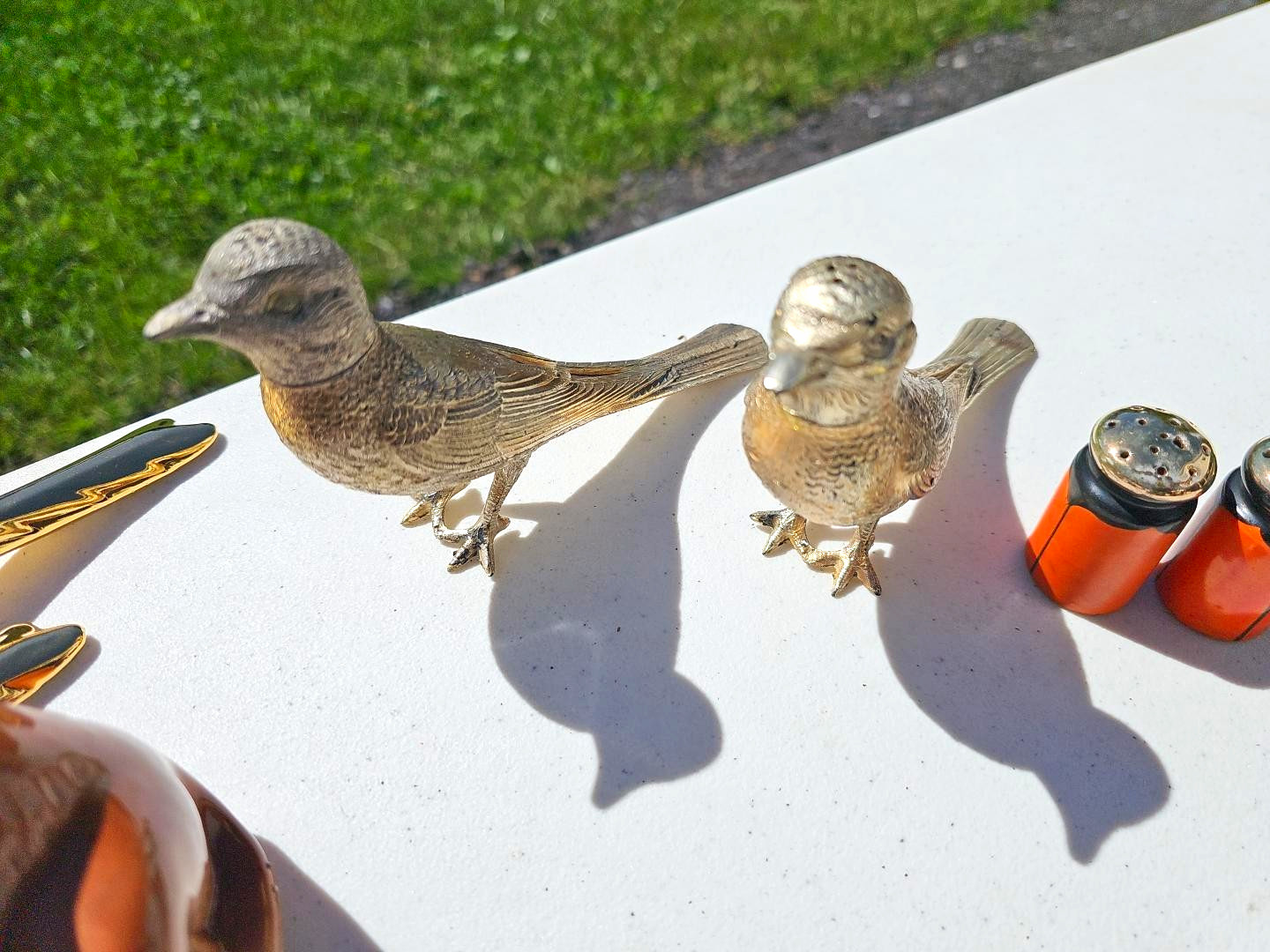 Vintage Gold Tone Cast Metal Pheasant Bird Salt Pepper Shakers Heavy 6\