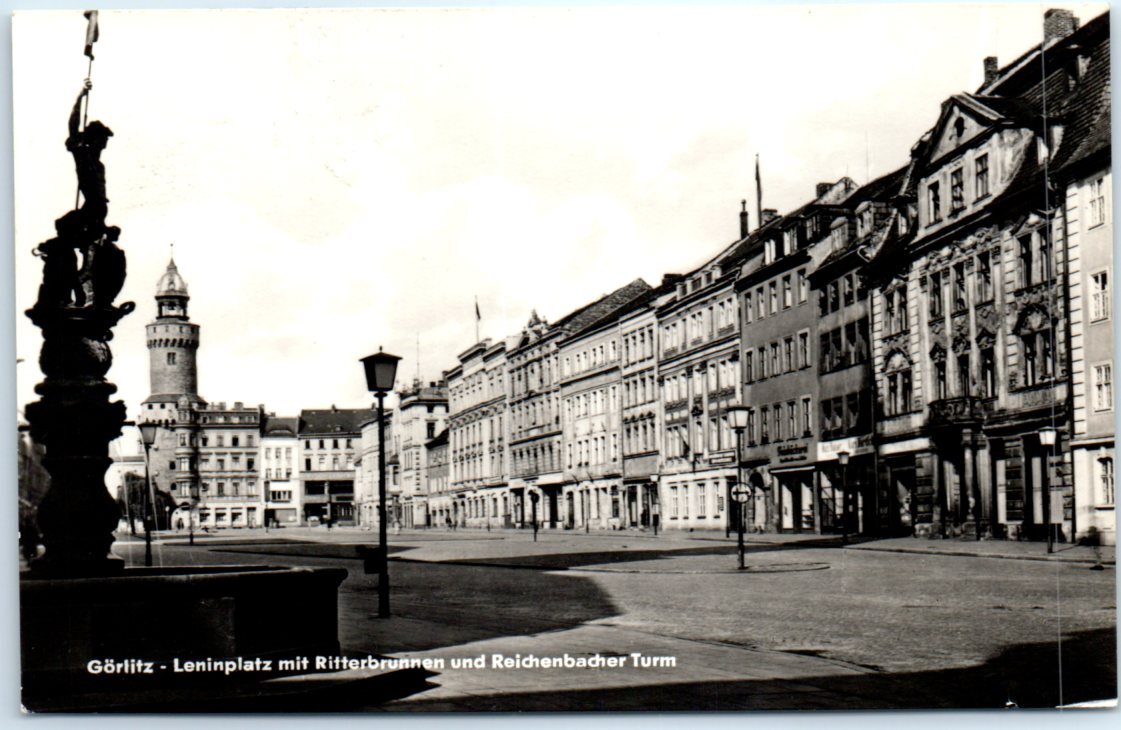 Postcard - Leninplatz with Ritterbrunnen, Görlitz, Germany