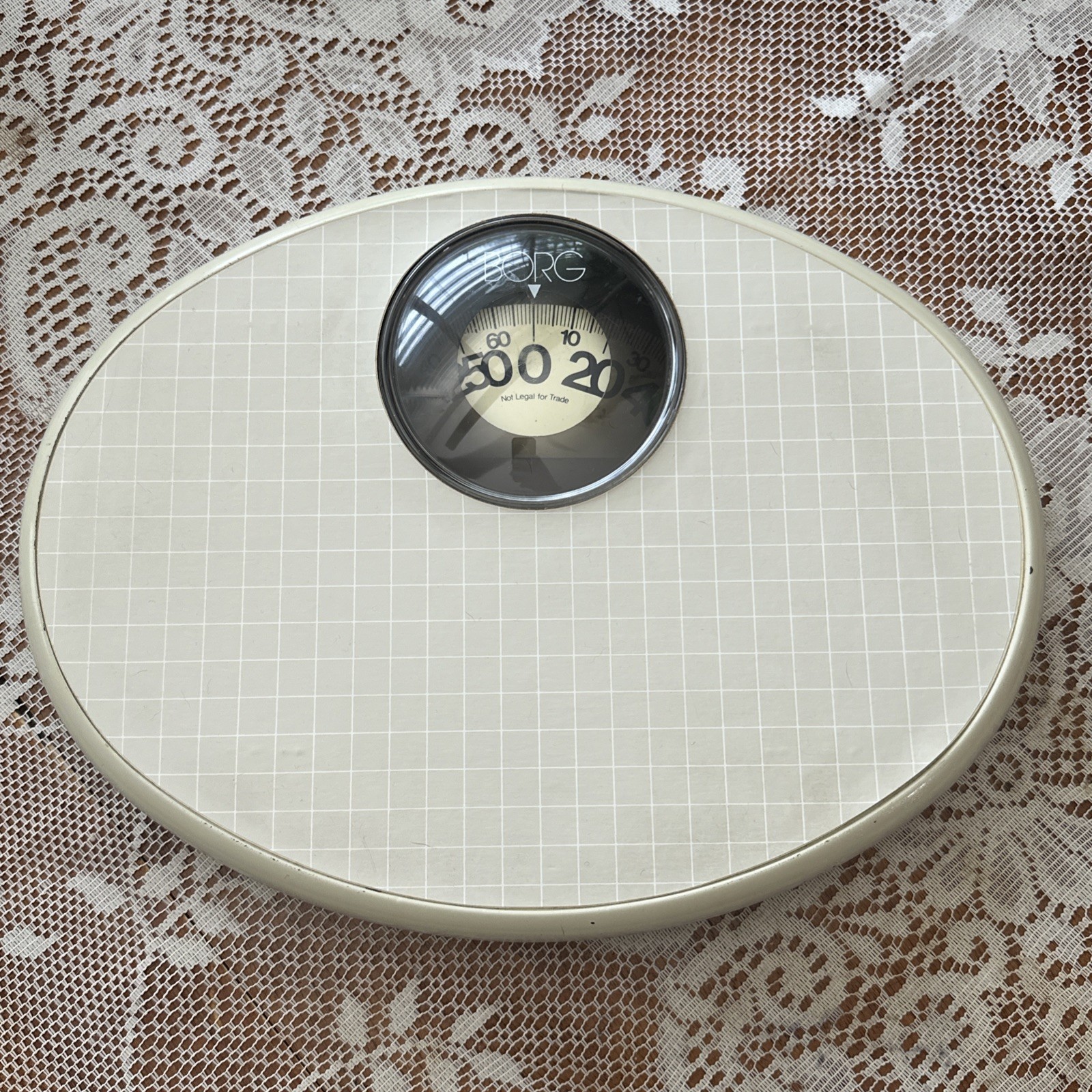 Vintage 50-60s Borg Mechanical Silver Oval Bathroom Scale Good Working Condition