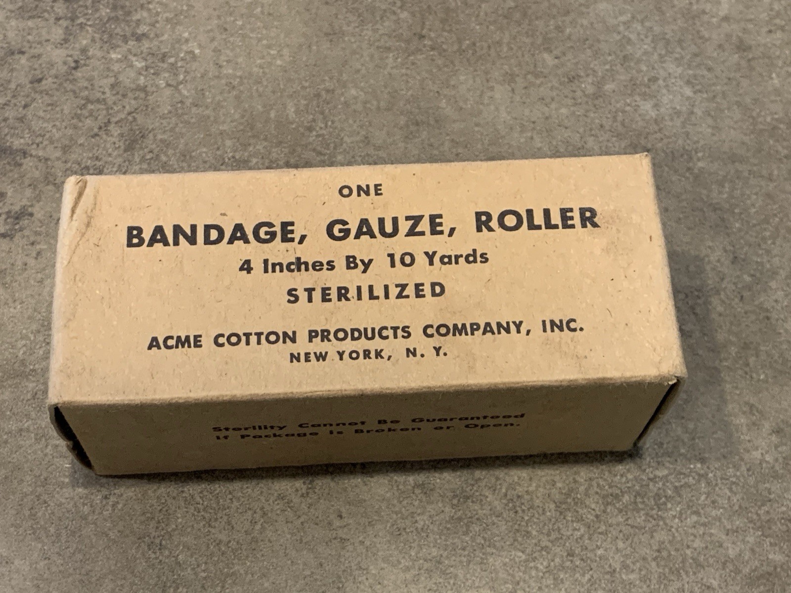 Vtg WW2 US Military Bandage Gauze Roller Vtg WW2 US Military Bandage Gauze Roller