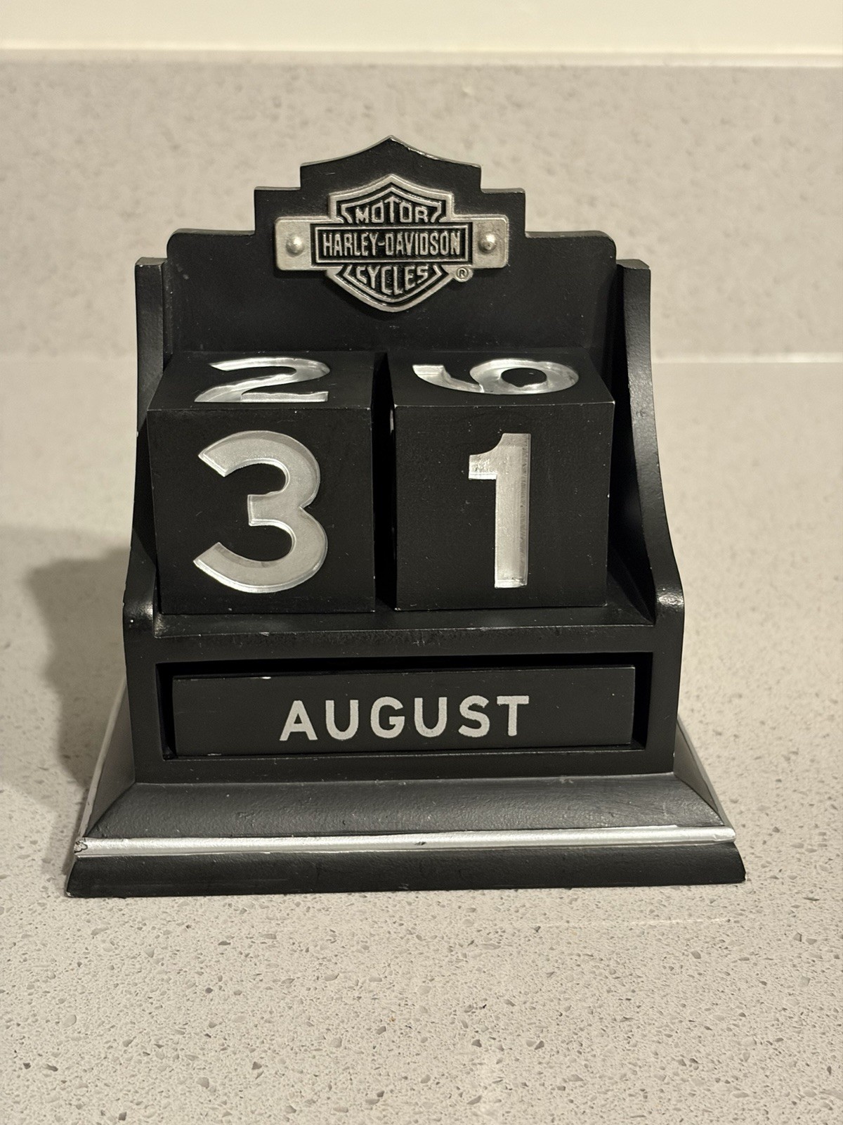 Harley Davidson Perpetual Calendar Hallmark 2003 Desk Office
