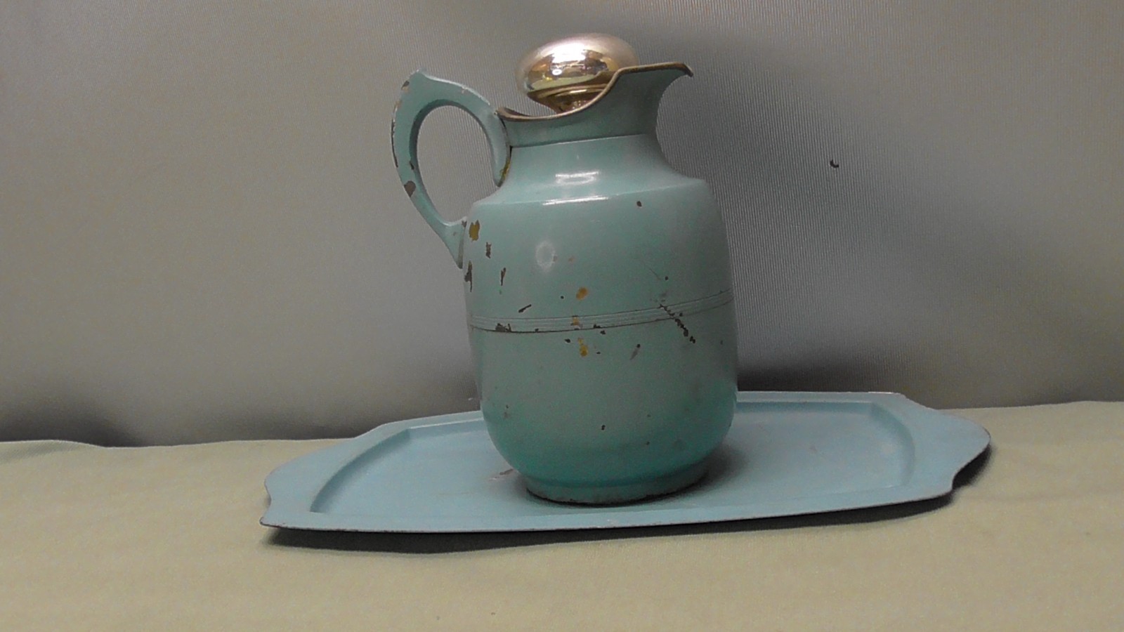 Vintage Manning Bowman Art Deco Turquoise Thermos & Tray w/ Glass Stopper brass