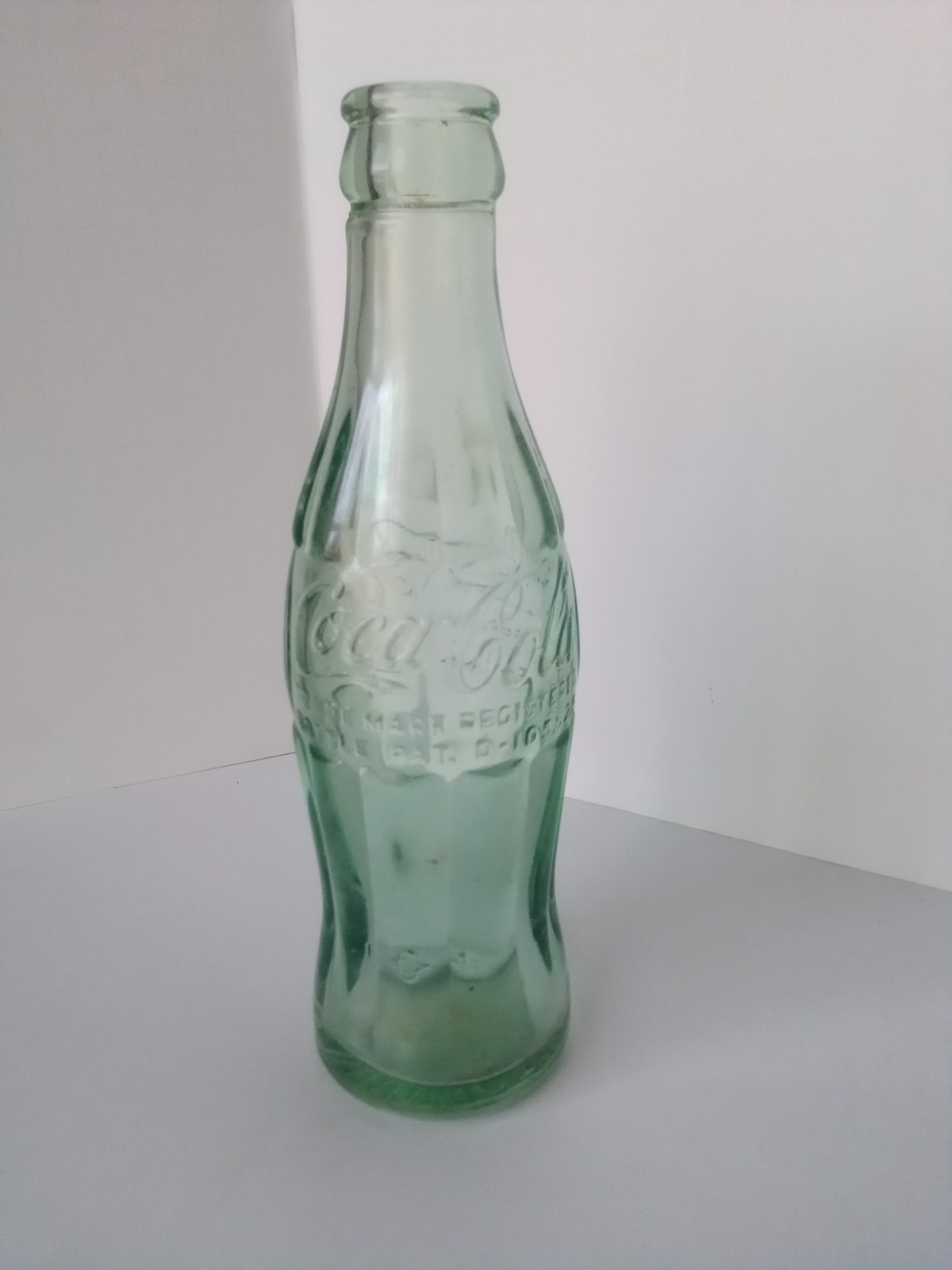 Original Coca-Cola Bottle - Huntington W.V  Hobble Skirt  1949 6 1/2 Oz Green-EC
