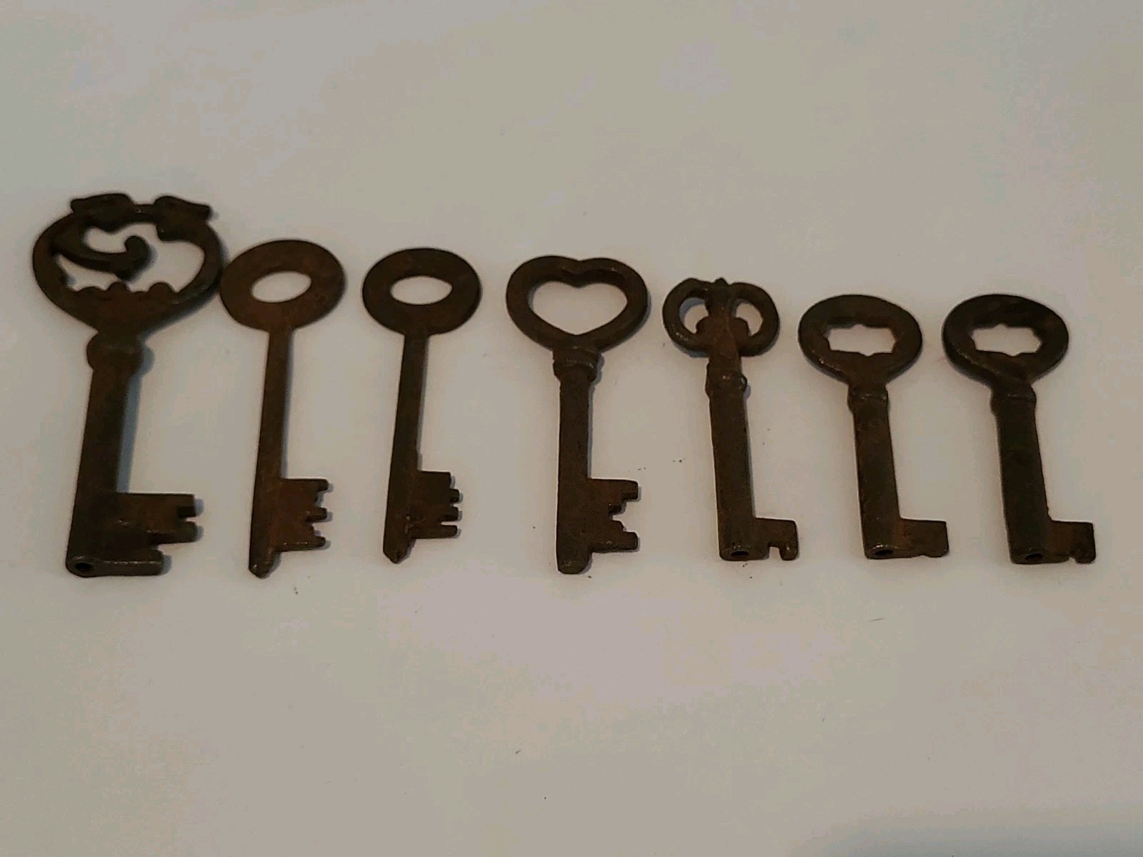 Lot 7 Antique Style 19th Century Iron Skeleton Keys Vintage Reproduction 2\