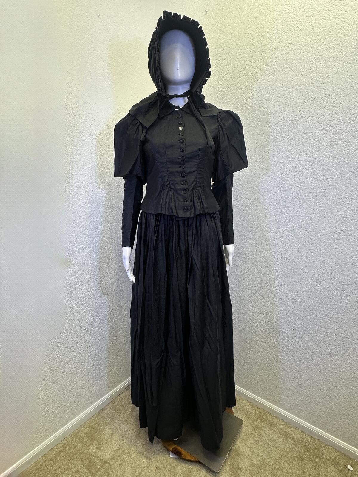 VTG 1890s Black Silk Mourning Victorian Gothic Bodice Skirt Bonnet