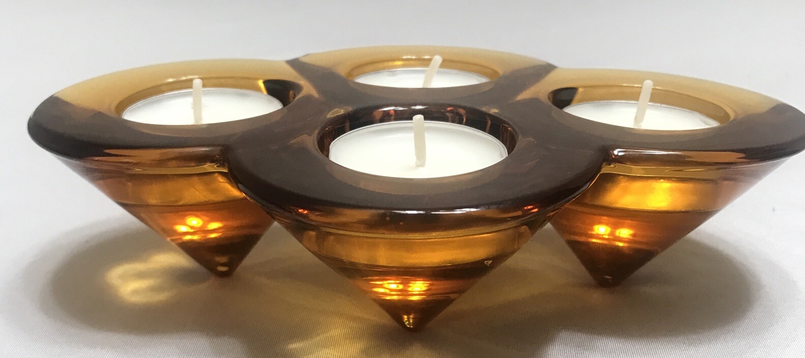 Vintage Geneva Northern Lights Amber Glass Candleholder Home Decor 4 Tealights Vintage Geneva Northern Lights Amber Glass Candleholder Home Decor 4 Tealights