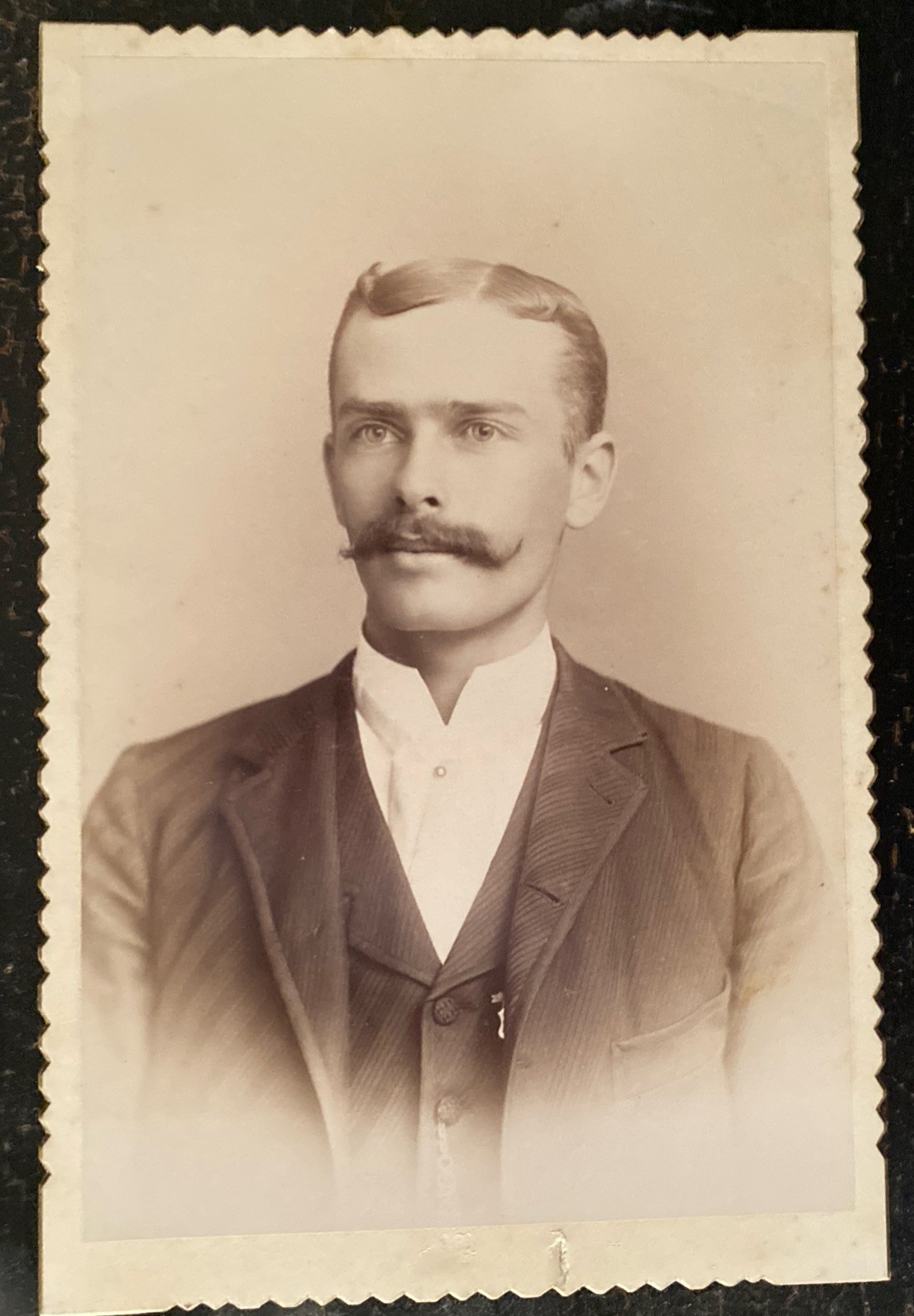 Antique Cabinet Card Photo Bridgeton NJ Seeler Studio Handsome Gentleman