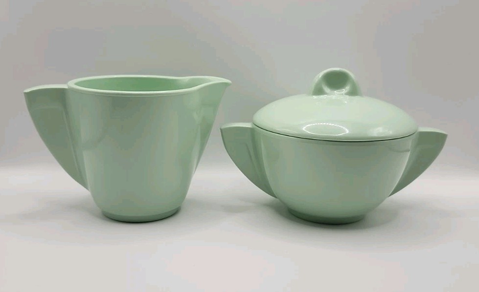 MCM Boonton Celadon Green Melamine Sugar With Lid & Creamer Set Atomic Age Style MCM Boonton Celadon Green Melamine Sugar With Lid & Creamer Set Atomic Age Style