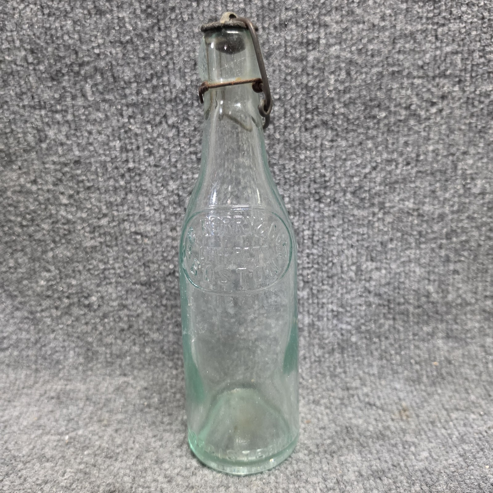 Antique 1890s S.A. Berry & Co Boston Aqua Bottle Wire Bail Stopper