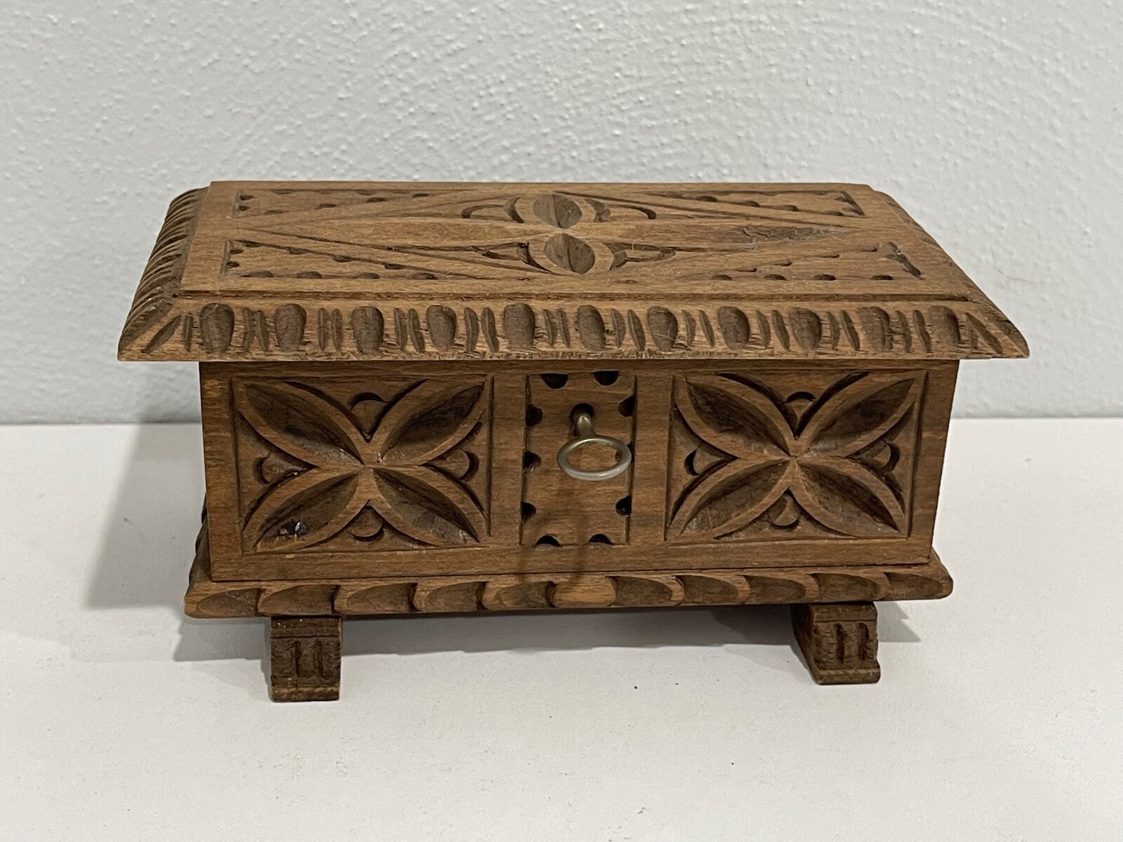 Vintage Antique Folk Art Carved Wood Small Trunk Form Keepsake Box