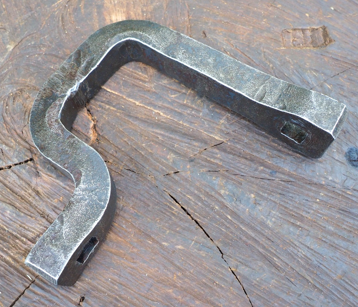 UNUSUAL 4.7LB FORGED VISE MOUNTED STAKE / HARDY HOLDER TINSMITH BLACKSMITH ANVIL