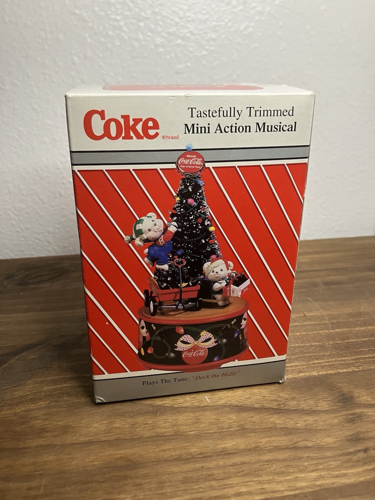 Vintage 1996 Enesco Tastefully Trimmed Mini Action Musical