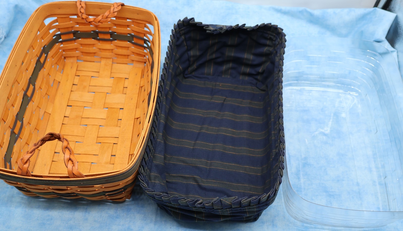 Longaberger 1997 Collectors Club Welcome Home Basket Liner Protector Box