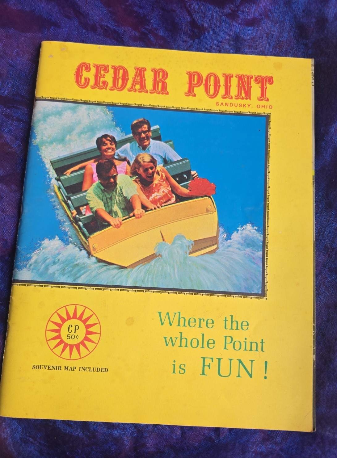 Vintage 1969 Cedar Point Souvenir Program Book w/ Large Park Map Complete Rare