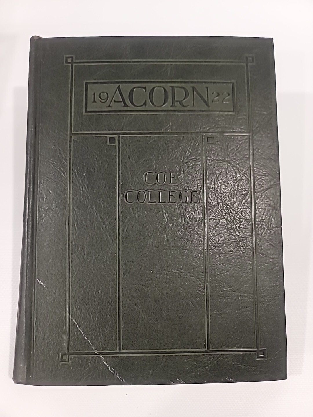 Yearbook Cedar Rapids IA Coe College The Acorn 1922 Hardcover Embossed
