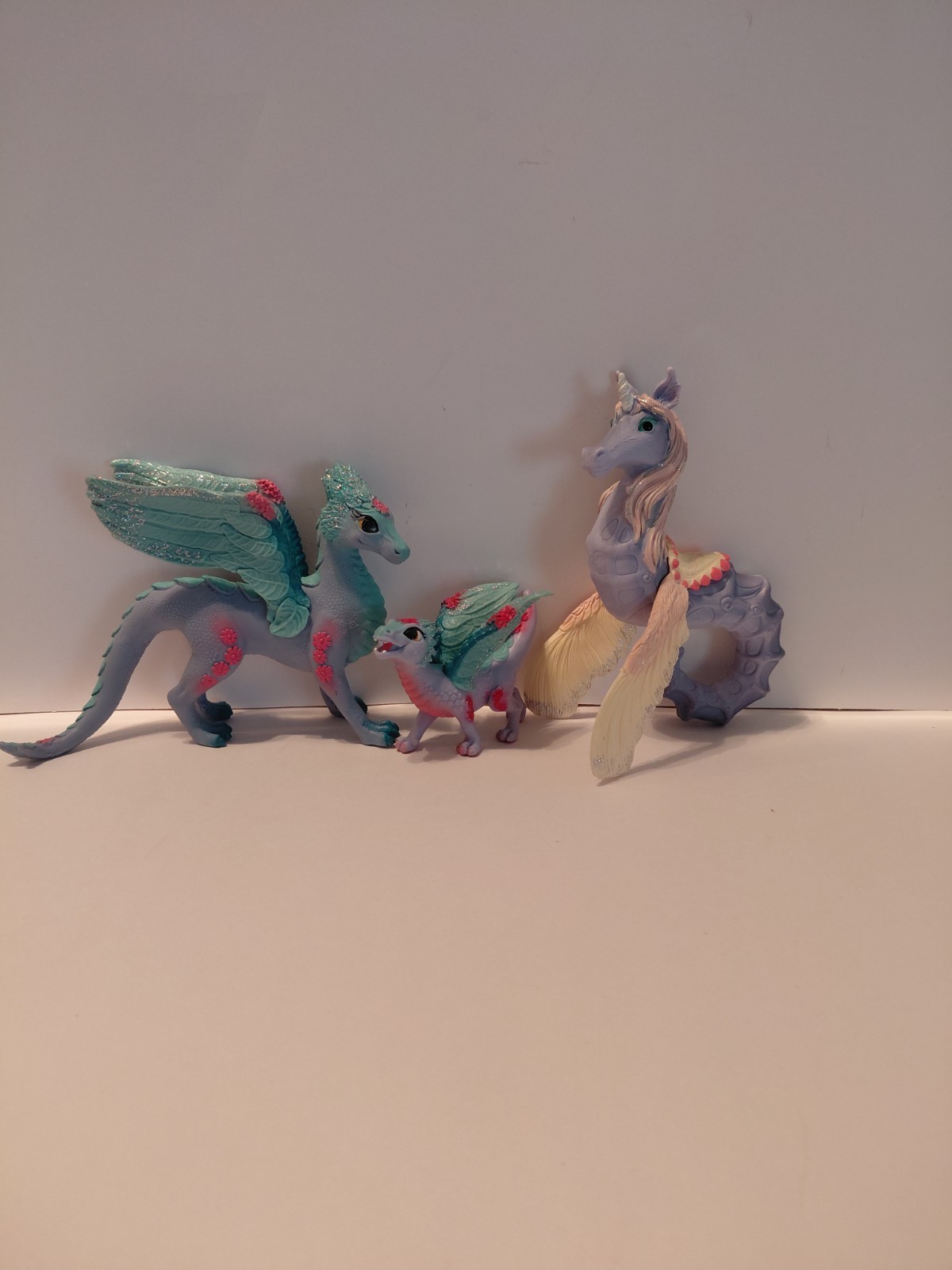 Schleich Bayala Purple Flower Dragon & Baby Figurine & Winged Seahorse