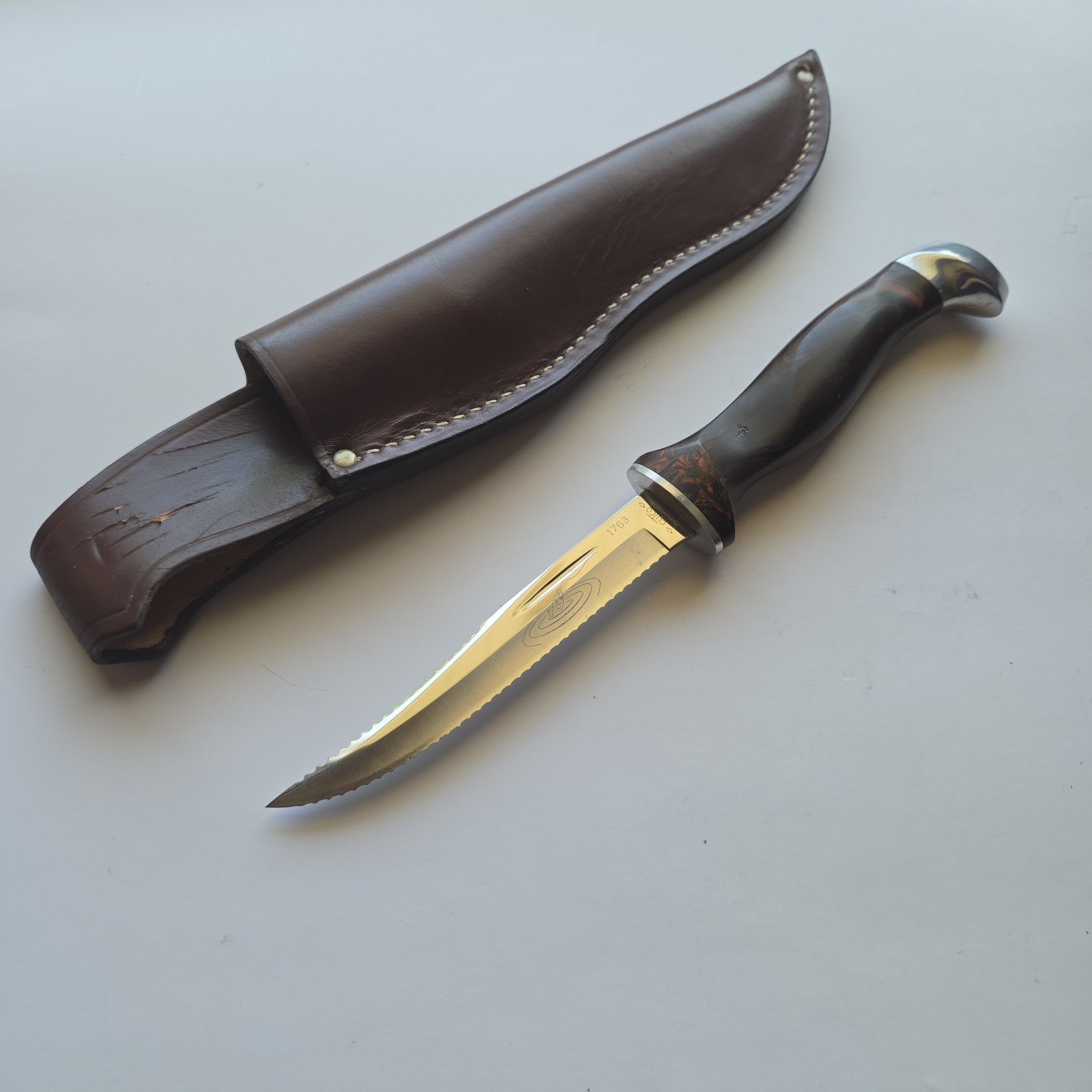 Vintage Cutco 1763 Fisherman's Solution Fillet Knife Brown Swirl Leather Sheath