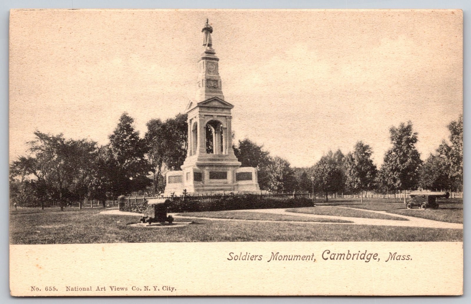 Soldiers Monument Cambridge Massachusetts Postcard PC290