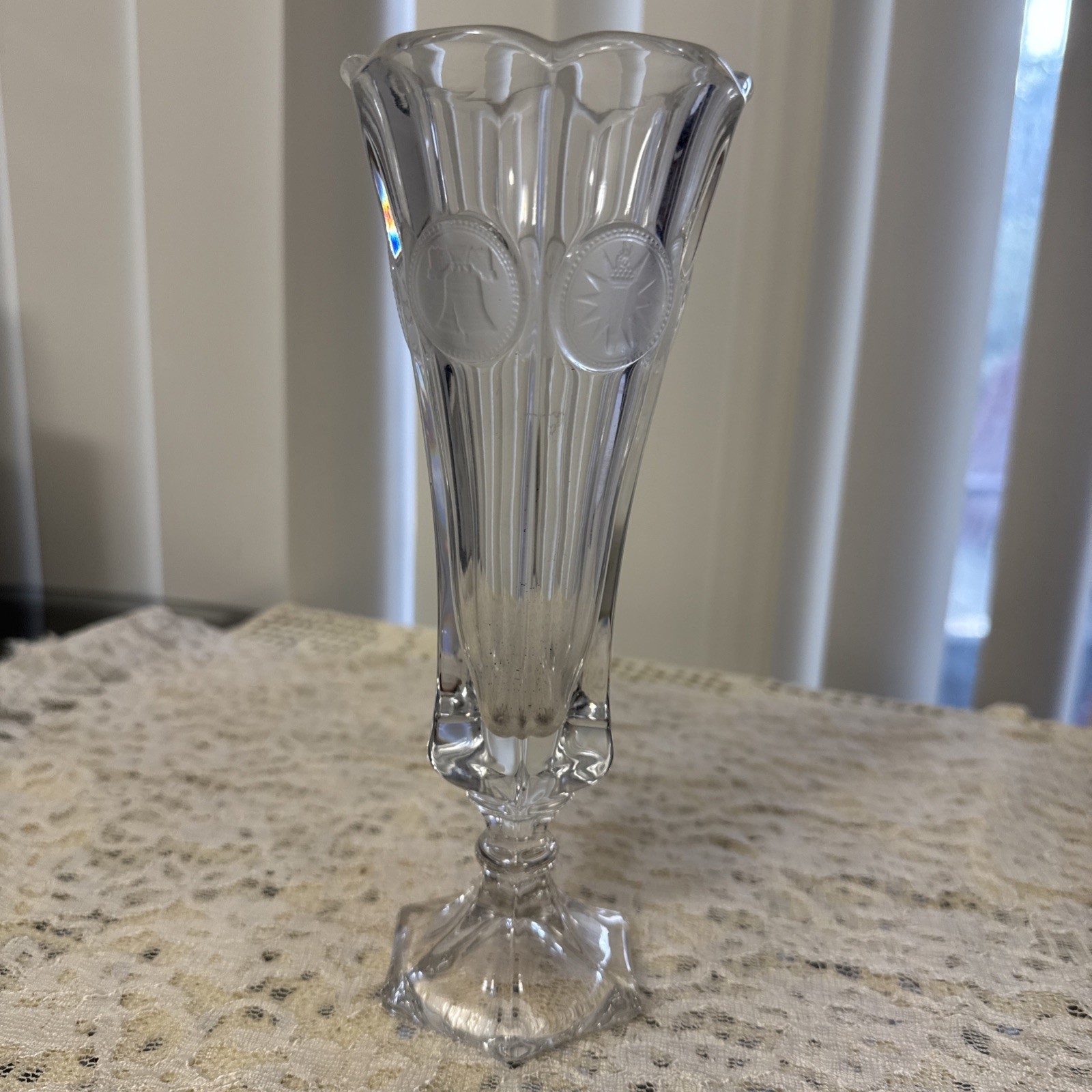 Fostoria Coin Glass Footed Vase Clear Scalloped Edge Frosted Coins 8