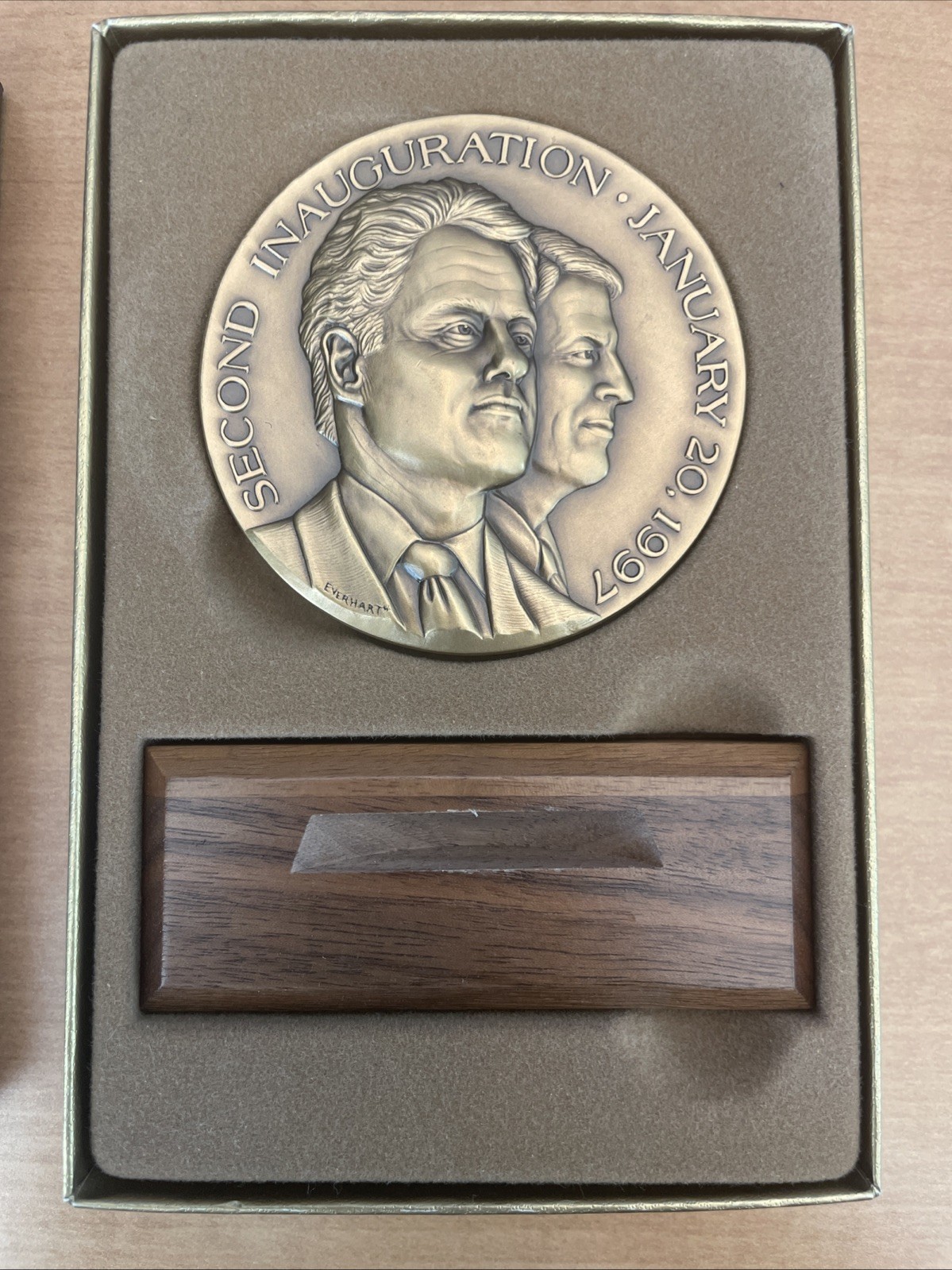 NIB Official 2nd Inauguration Medal - 1-20-1997 Bill Clinton & Al Gore NIB Official 2nd Inauguration Medal - 1-20-1997 Bill Clinton & Al Gore