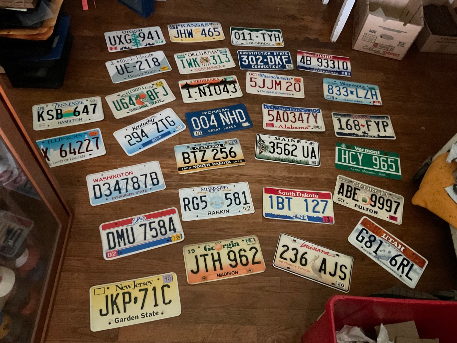 Choice Lot of 10 Mixed States License Plates u choose 10