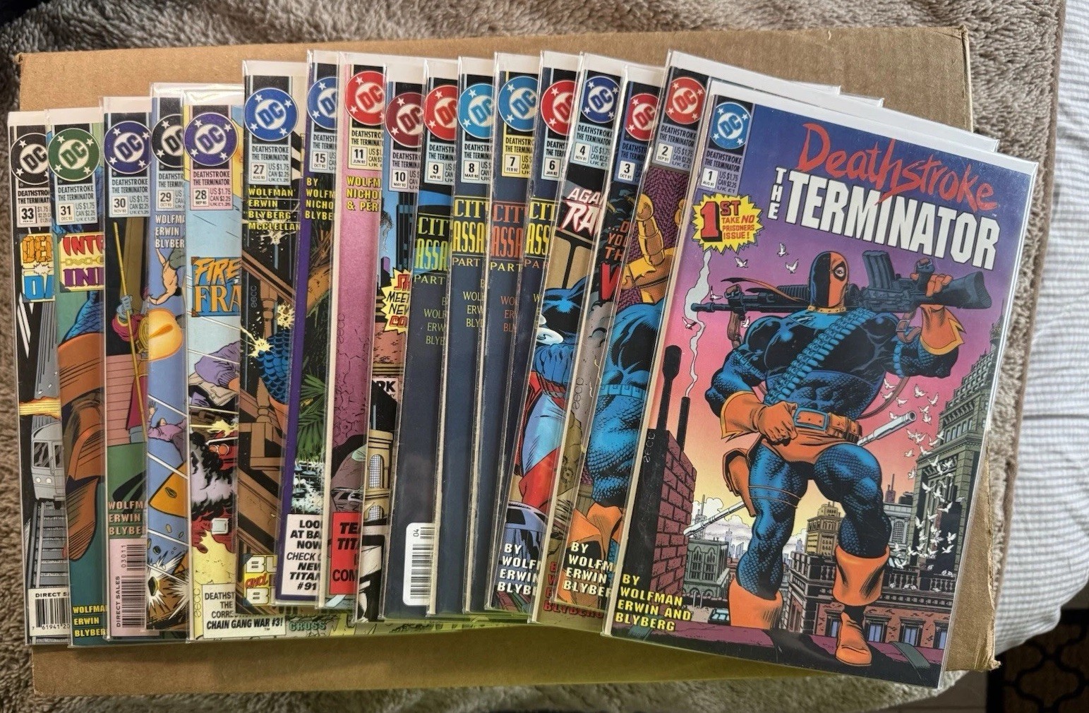 Deathstroke: The Terminator 1991 Lot #1-4, #6-11, #15, #27-31 & # 33 DC Comics Deathstroke: The Terminator 1991 Lot #1-4, #6-11, #15, #27-31 & # 33 DC Comics