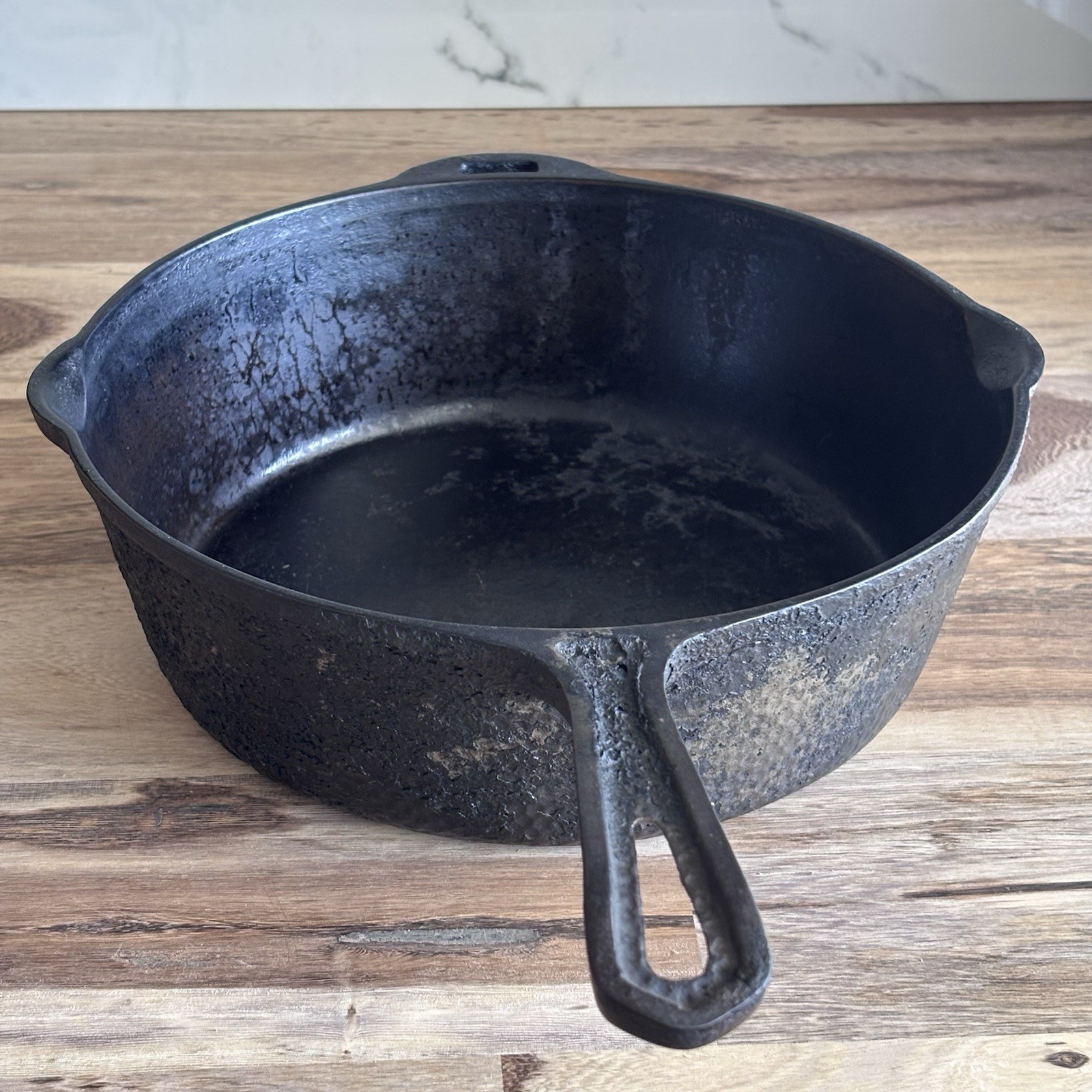 Vintage Lodge Cast Iron Fryer 4 in 1 Hammered   Flat Bottom  No Lid  10.5\