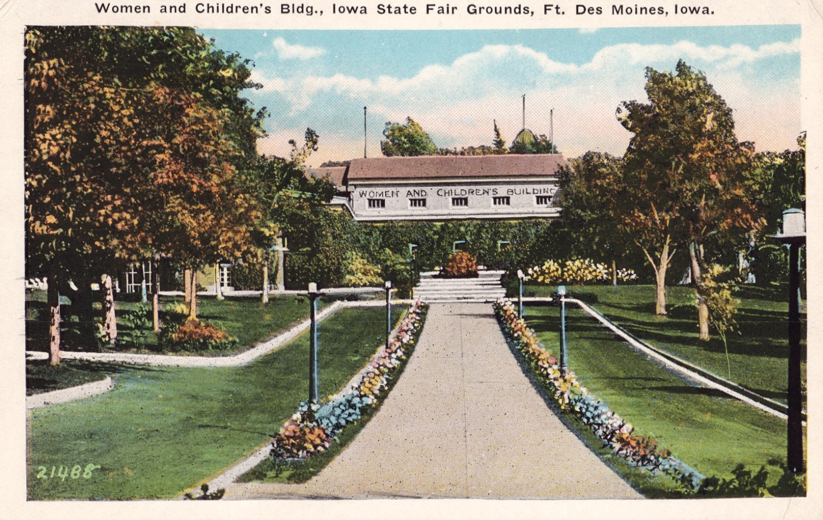 Postcard Iowa State Fair Grounds Des Moines Iowa c 1925 women childrens building
