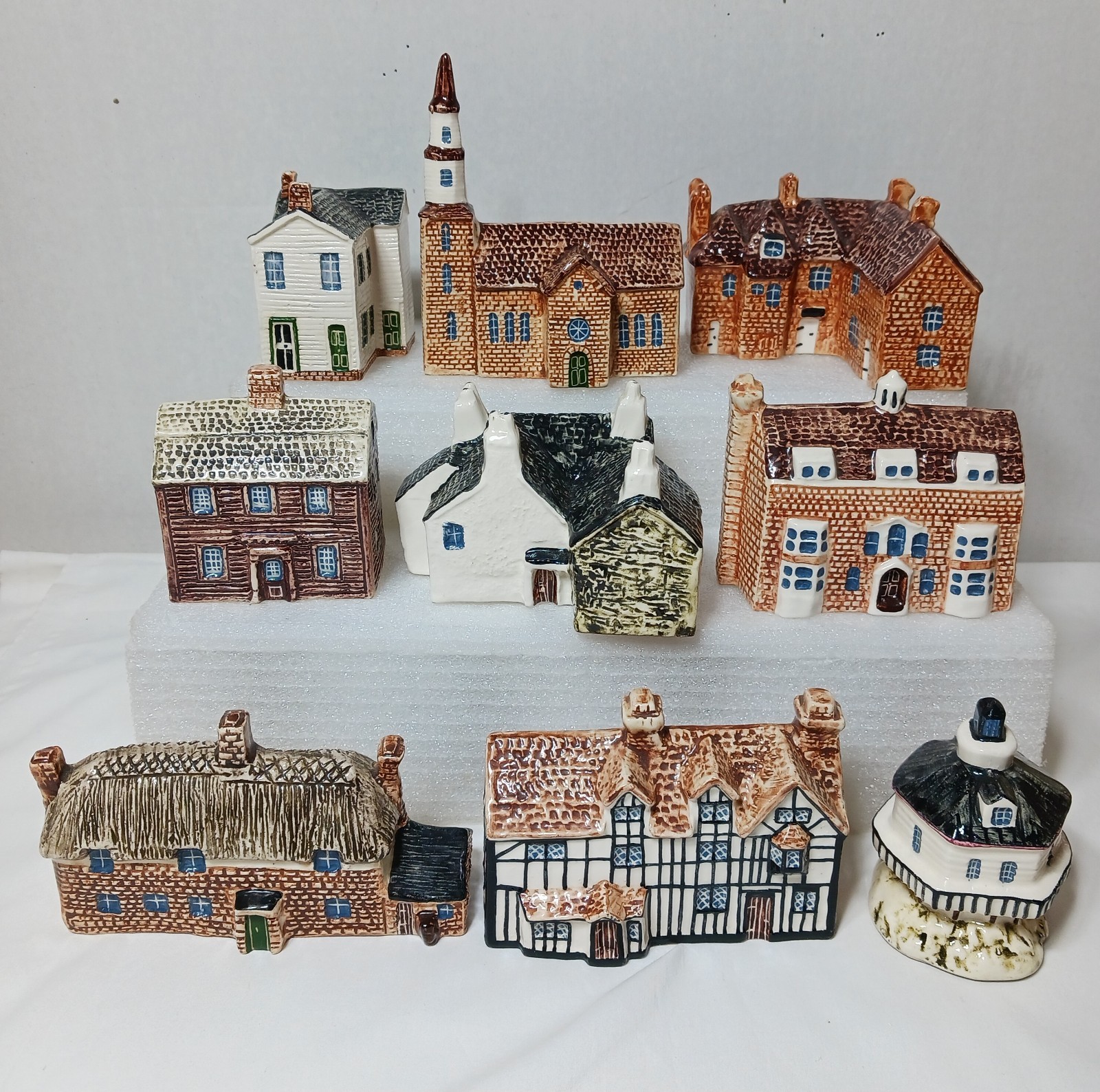 9 John Putnam's Heritage Houses vtg Ceramic Figurine England SHAKESPEARE Dickens 9 John Putnam's Heritage Houses vtg Ceramic Figurine England SHAKESPEARE Dickens