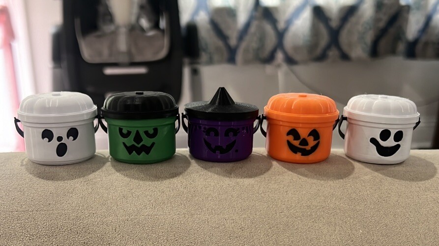 Mini McDonald’s Halloween Buckets ~ Set of 5 ~ 3D printed Mini McDonald’s Halloween Buckets ~ Set of 5 ~ 3D printed