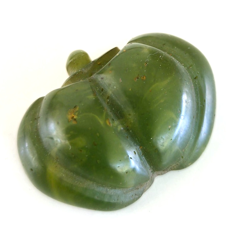 Vintage Green Bakelite Carved Pumpkin Button 1-1/16 Vintage Green Bakelite Carved Pumpkin Button 1-1/16