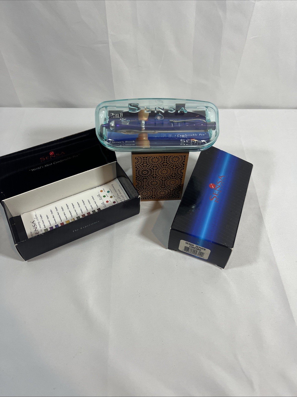 VTG Sensa Zephyr Pen Grip slightly sticky.  Boxes And Manuel New. RARE Color